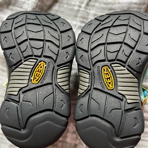 Keen Newport Tie Dye Toddler Shoes - Picture 7 of 12